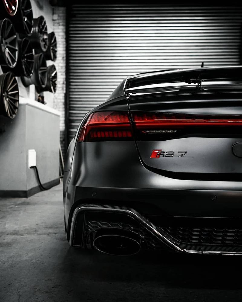 rs7(rs7奥迪多少钱一辆)