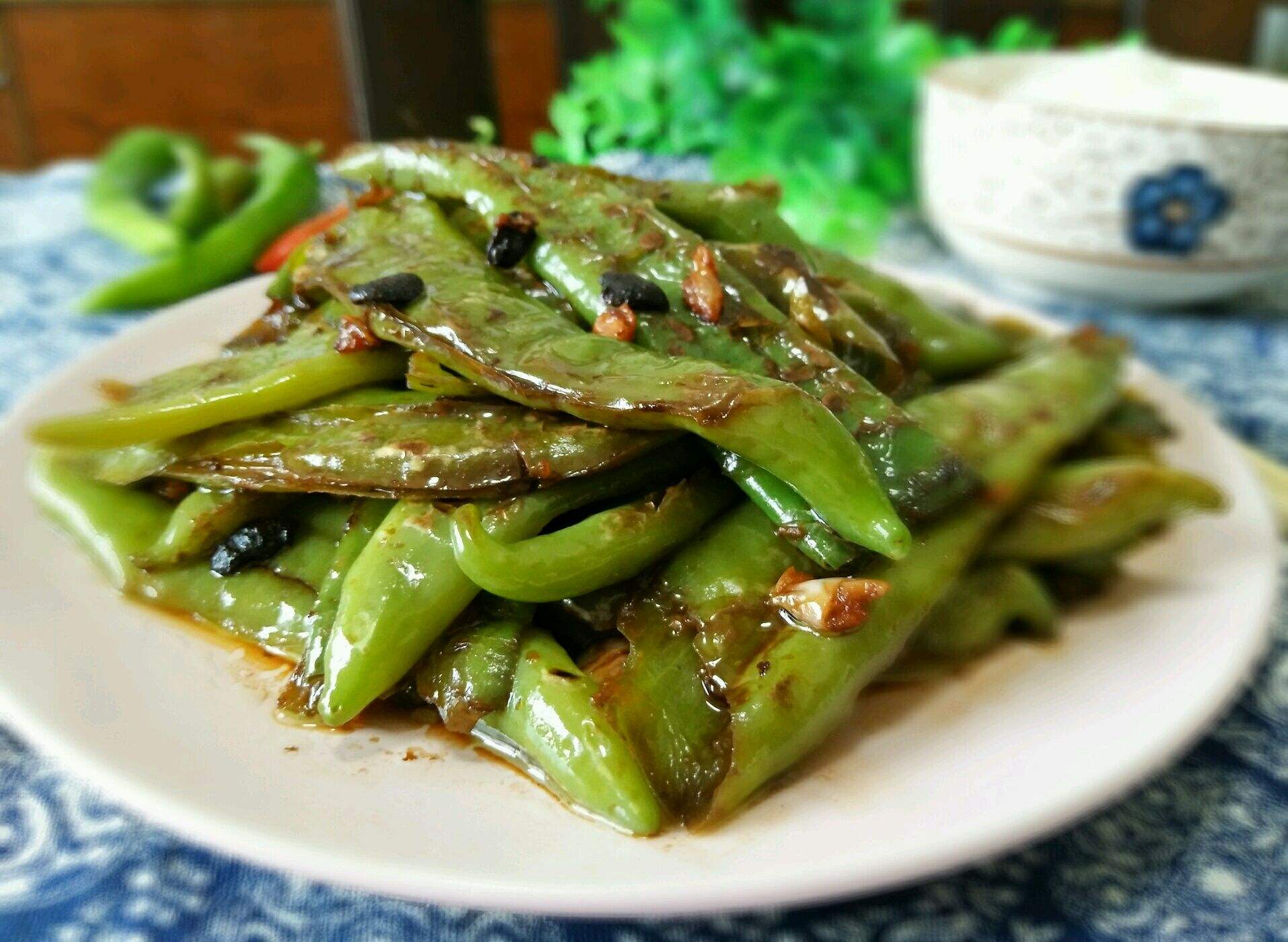 虎皮青椒是哪里的菜(虎皮青椒是哪里的菜品)