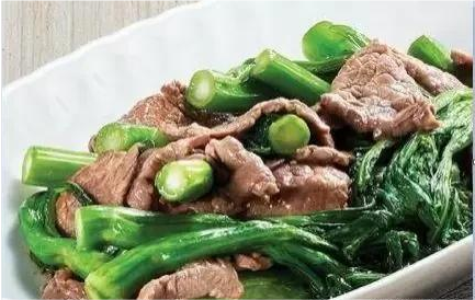 菜心炒牛肉(菜心牛肉做法)