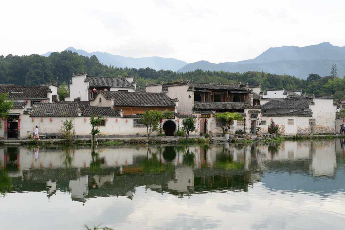 安徽黄山宏村物价 黄山宏村在哪里个城市