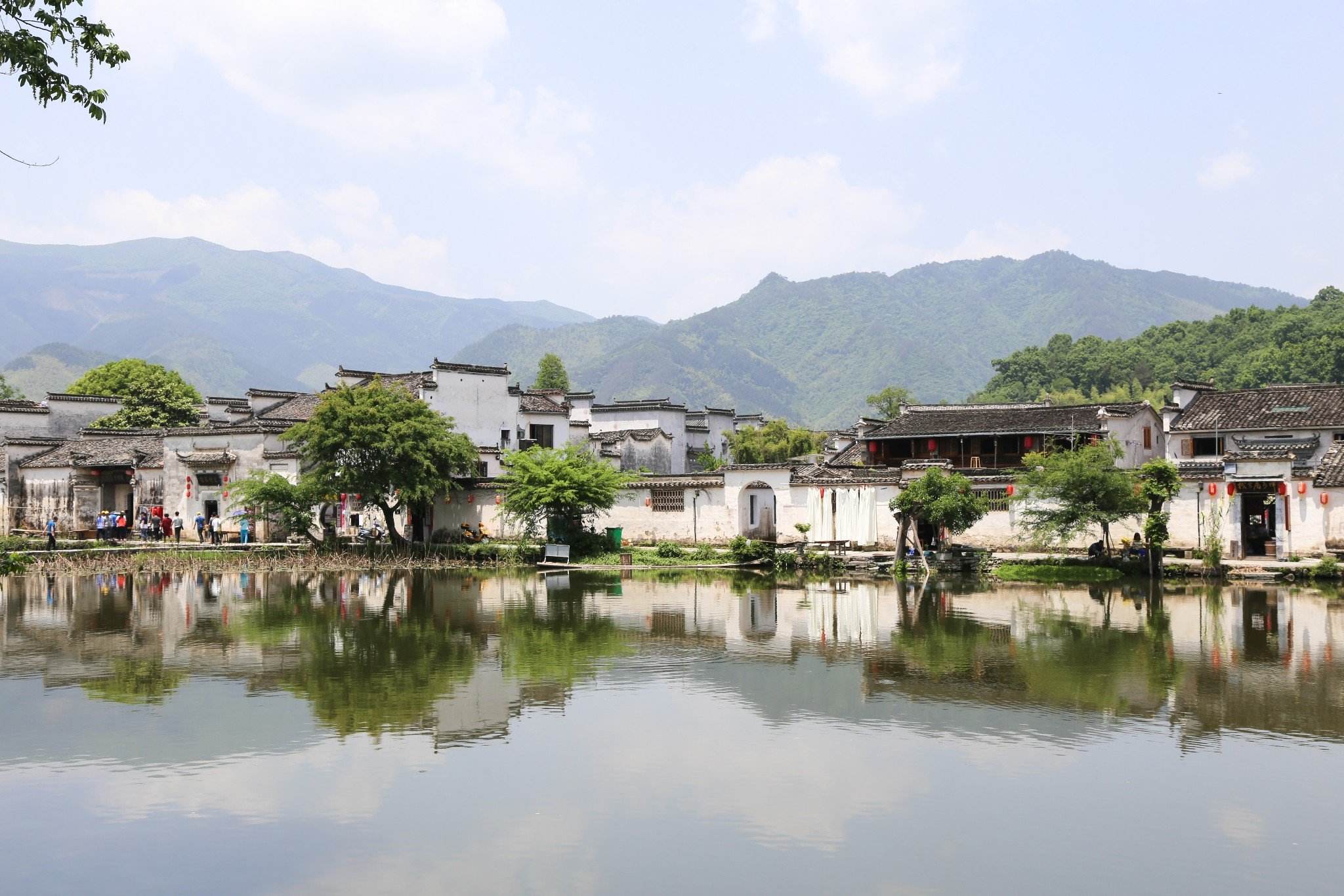 离安徽近的城市旅游景点 离安徽近的城市旅游景点排名