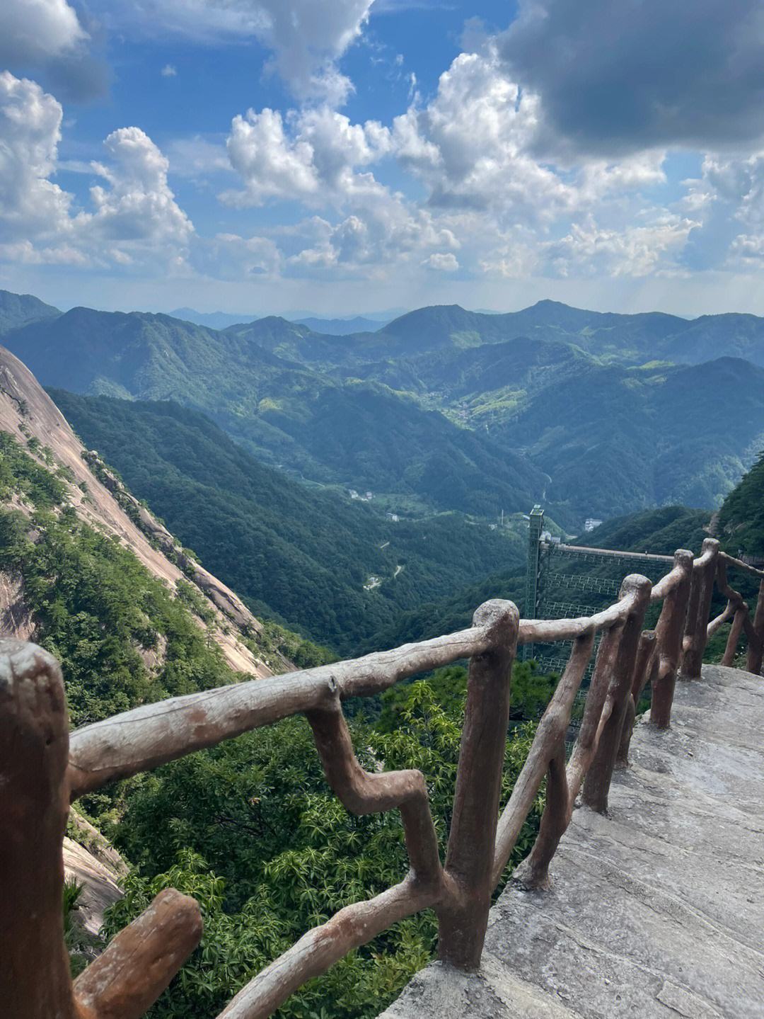 天堂寨风景区 