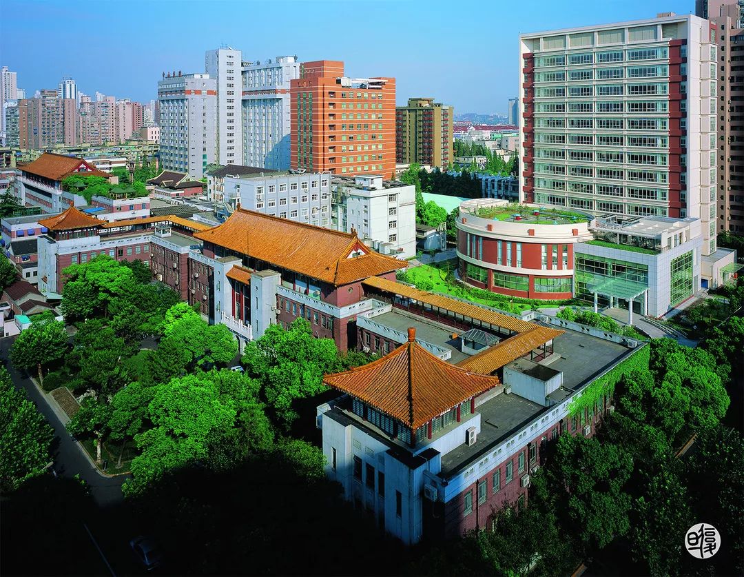 上海医科大学 