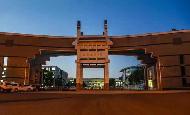 安徽建筑大学建筑与规划学院 