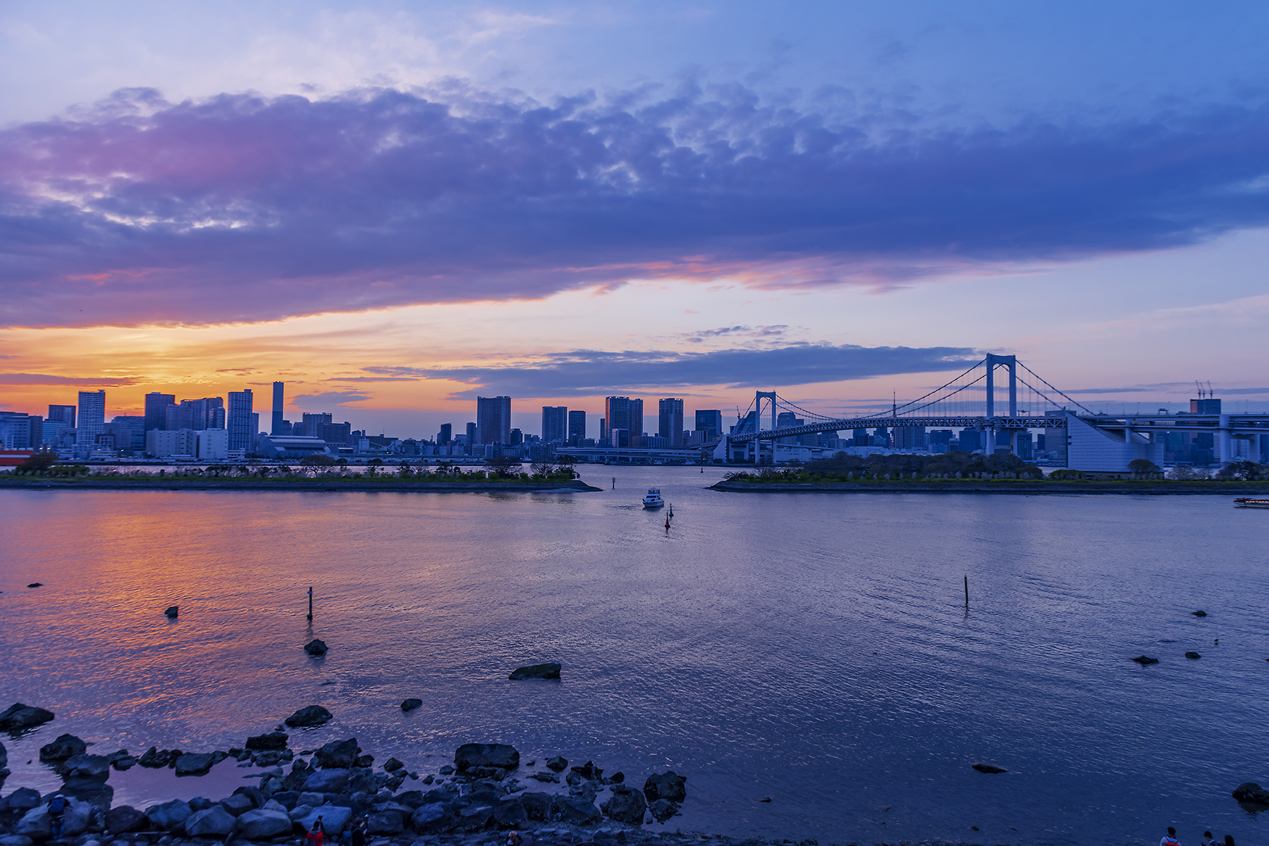 东京湾 东京湾彩虹大桥